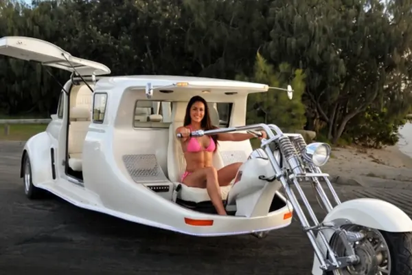 Limo Trike - A moto que virou uma limusine de 7 metros